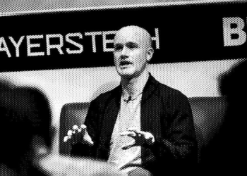 giám đốc điều hành coinbase không khoan nhượng với nhân viên gây điều tiếng cho công ty