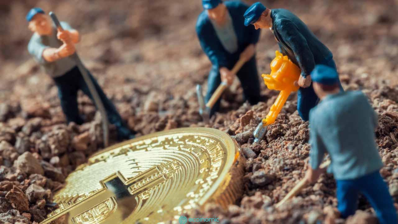 Canaan giảm giá sản phẩm để bán ngay khi giá Bitcoin giảm xuống một nửa