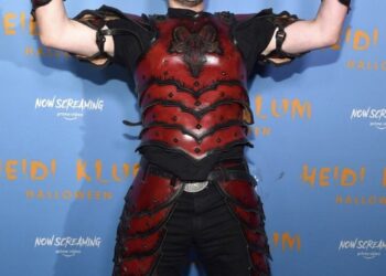 Chỉ với 8 USD/tháng, đã có thể sở hữu tick xanh chính chủ Twitter