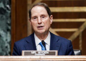 Thượng viện Mỹ muốn chất vấn các sàn crypto về cách bảo vệ nhà đầu tư